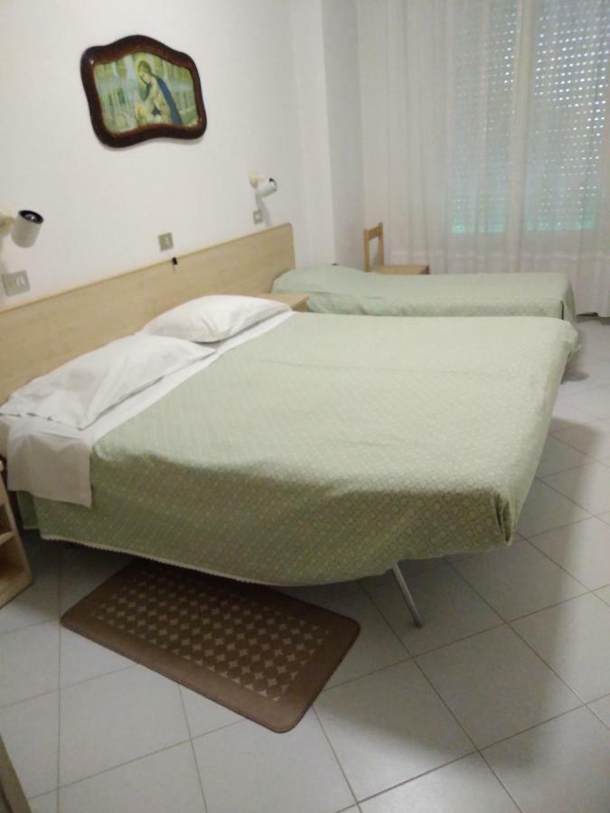 Albergo Villa Canapini Chianciano Terme Extérieur photo
